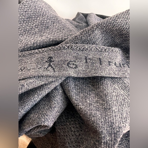 Lululemon Swiftly Tech Long Sleeve Heather gray  size 6 - Picture 5 of 5